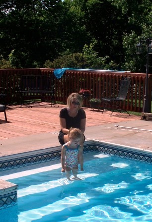 Kendra&Karlie_01_compressed